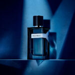 perfume y eay de parfum con iluminación tenue